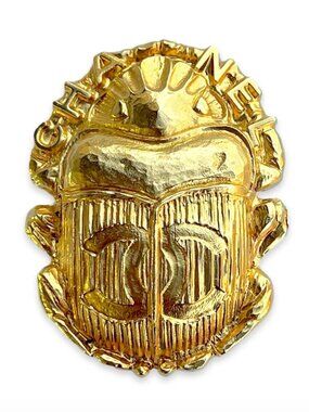 CHANEL Paris New York Egypt 19A Scarab Beetle Gold Brooch Métiers d’Art w/ Box